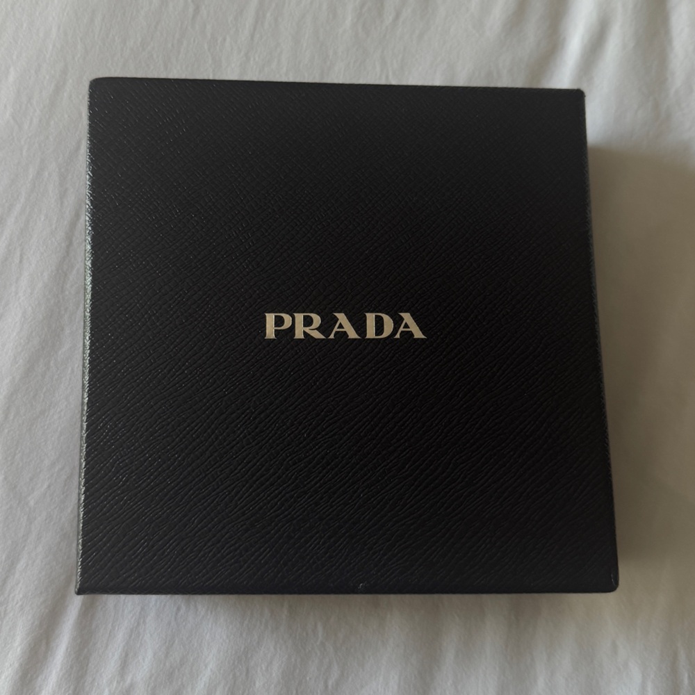 NWT Prada - Leopard Print Mini Bag | Printed leather card holder on gold chain - Picture 14 of 14